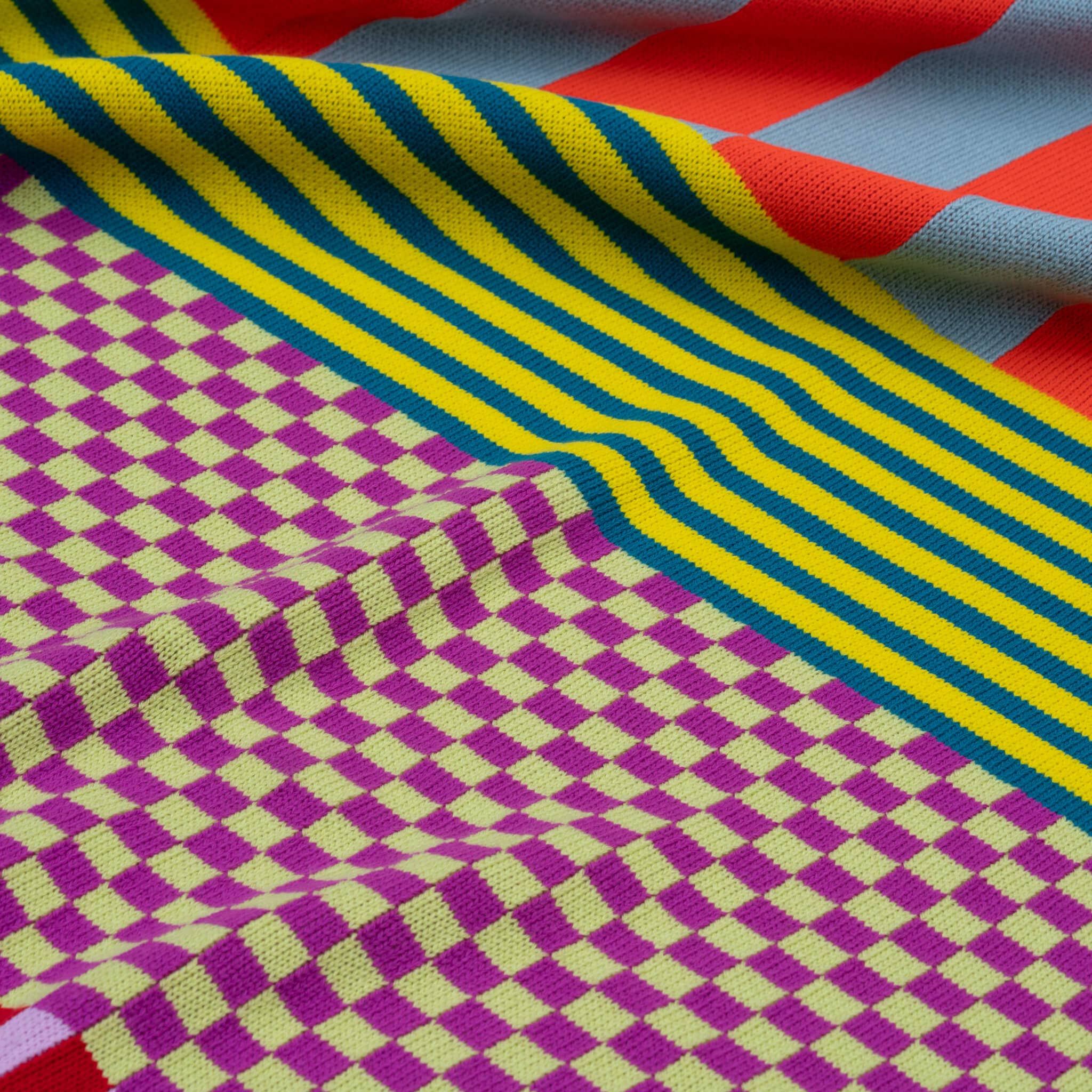 Pattern Patch Throw