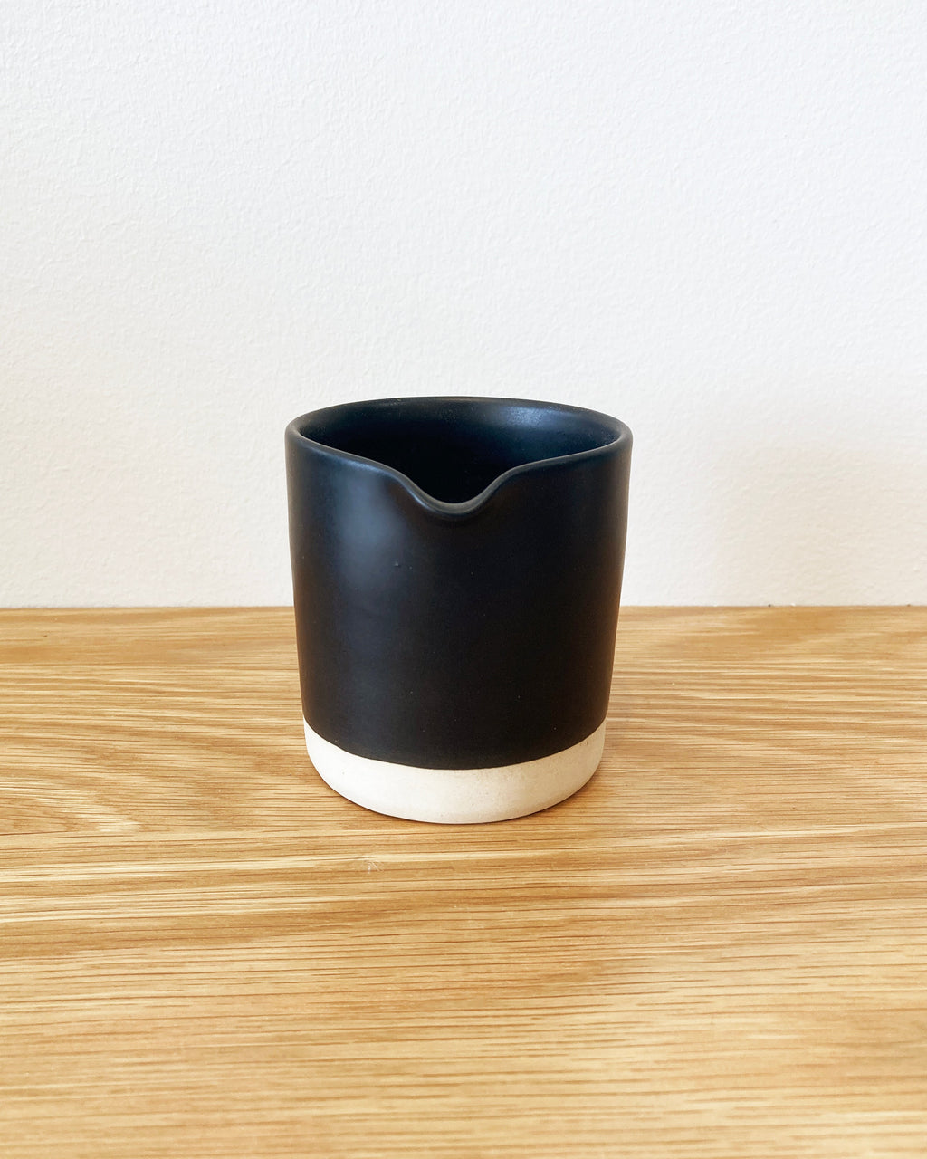 Casa Cubista Matte Black Creamer