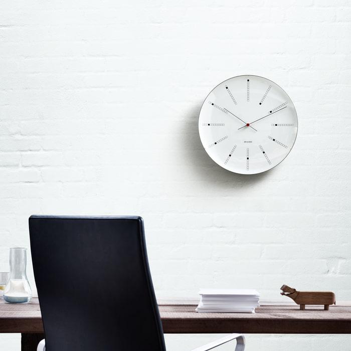Arne Jacobsen Bankers Wall Clock, White/Black/Red, Small, Ø: 6.3