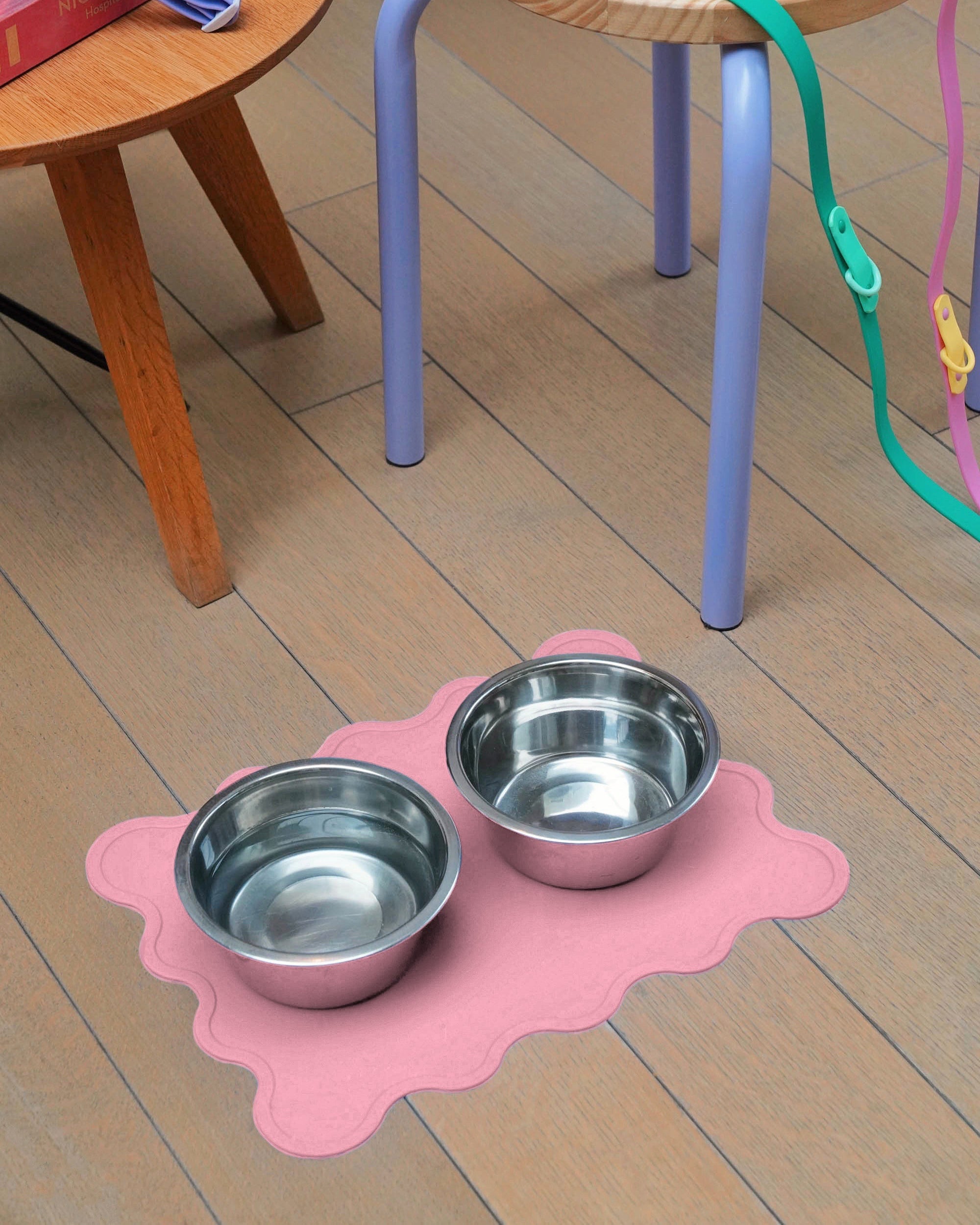 The Fritz Dog Bowl Mat