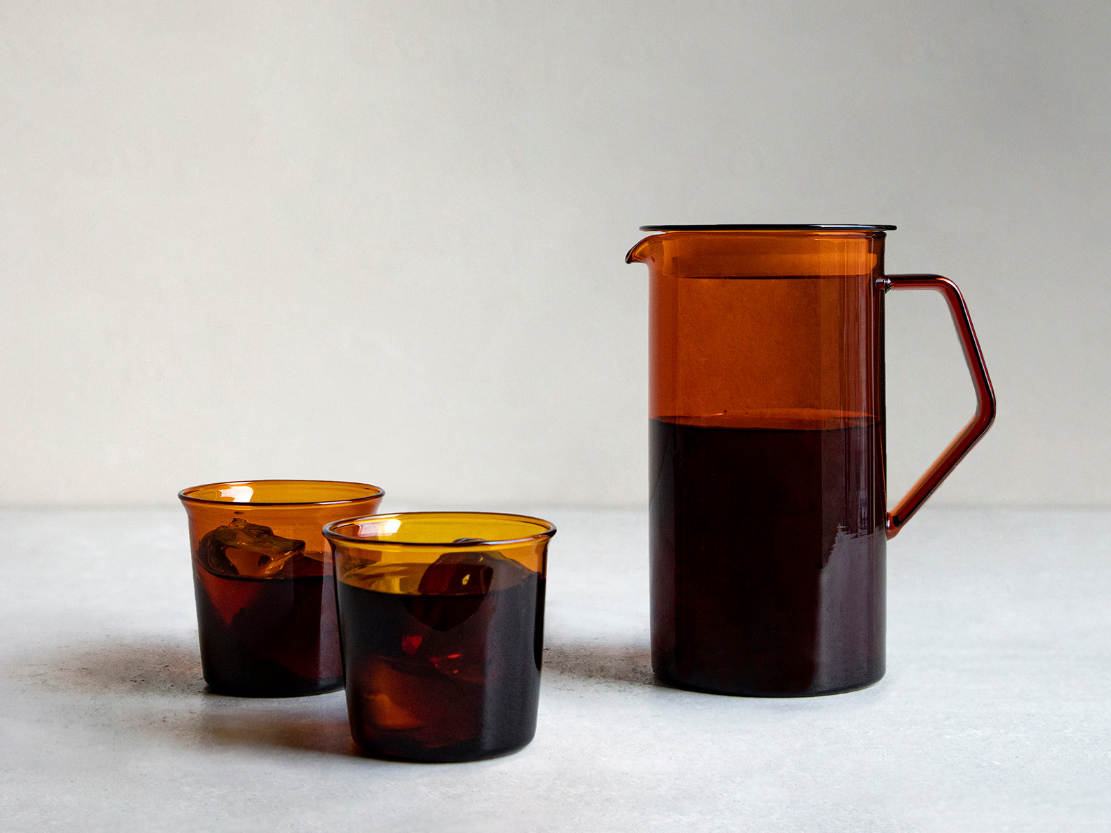 CAST AMBER jug 750ml