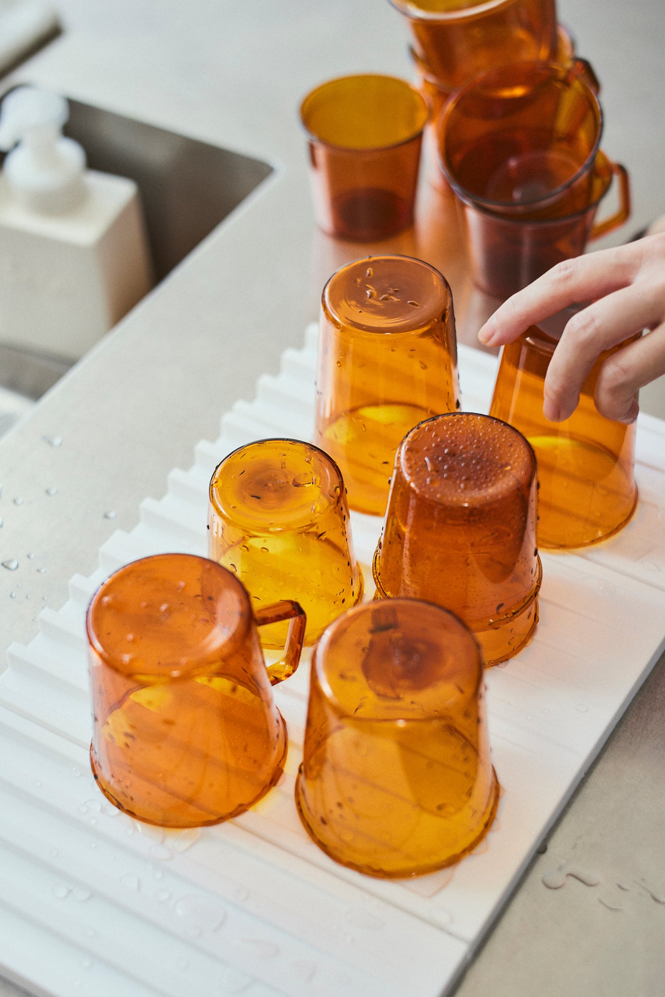CAST AMBER glass 350ml