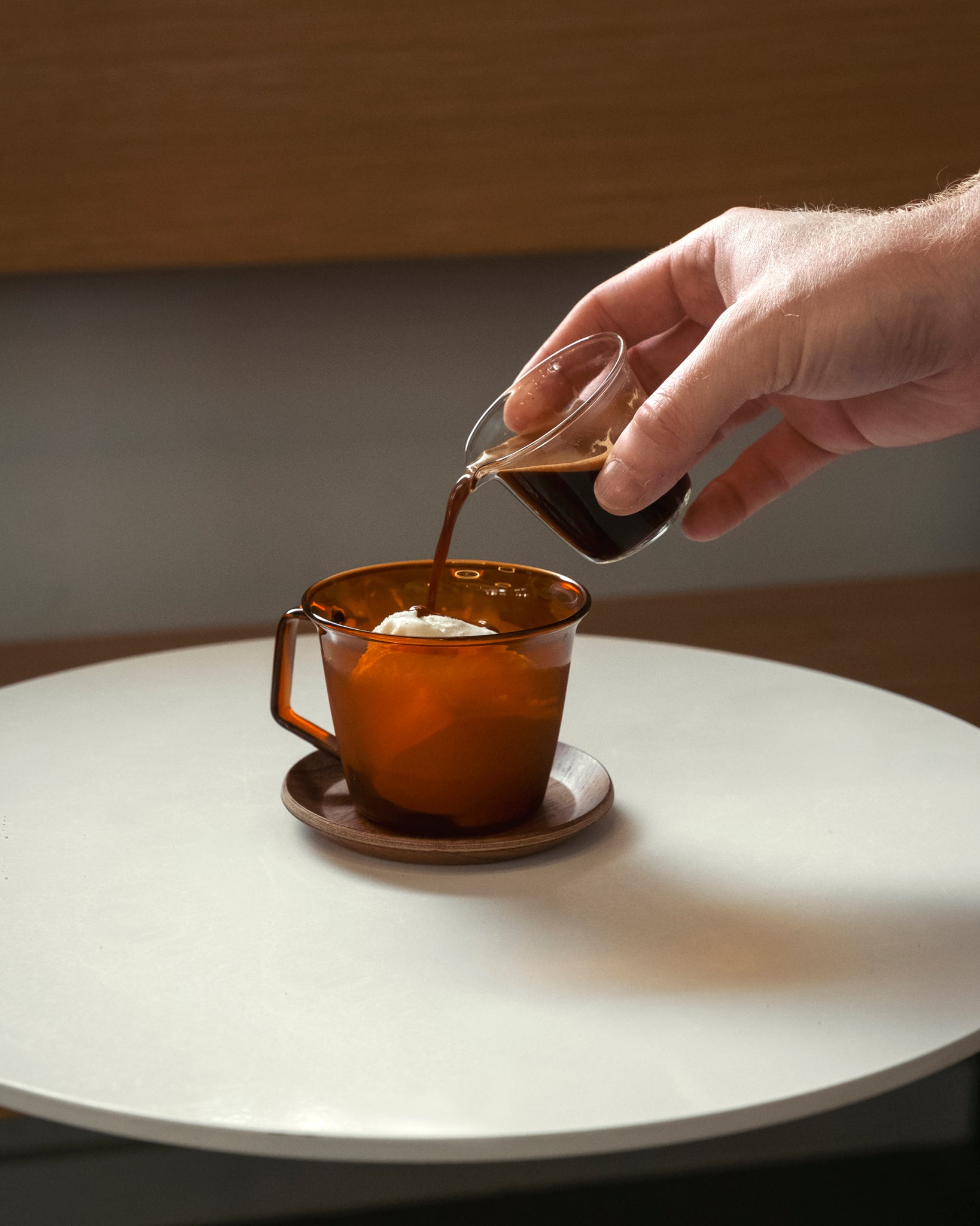 CAST AMBER mug 220ml