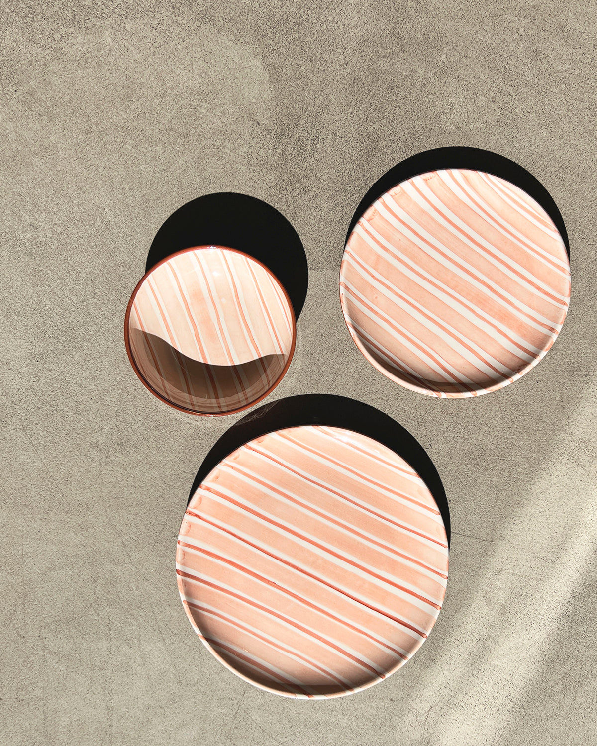 Casa Cubista Cabana Plates and Bowls - Pink