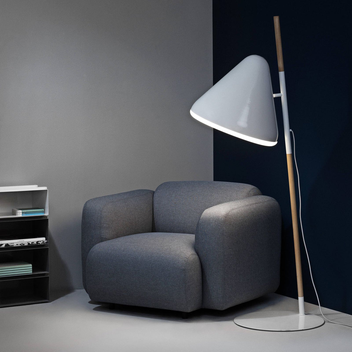 Hello Floor Lamp