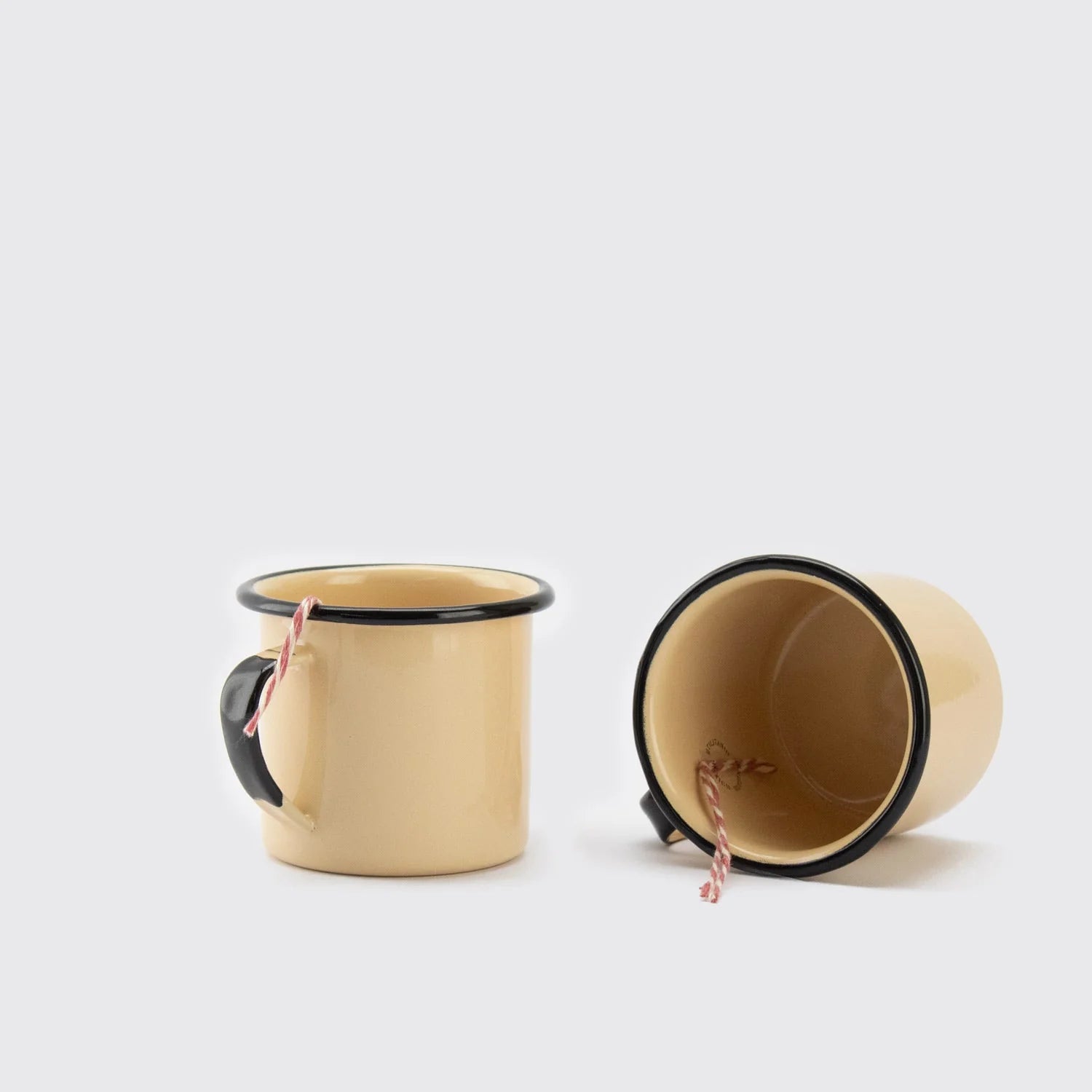 M8 MED. MUG